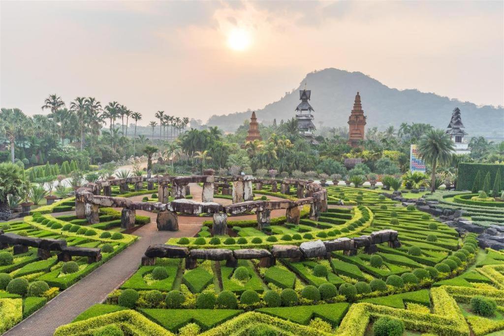 Baan Pimpisa Hotel Bang Sare Exterior photo