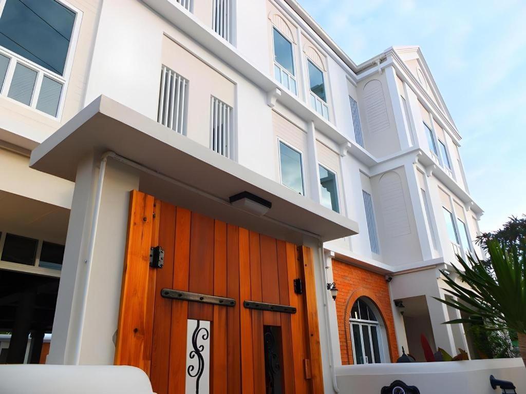 Baan Pimpisa Hotel Bang Sare Exterior photo