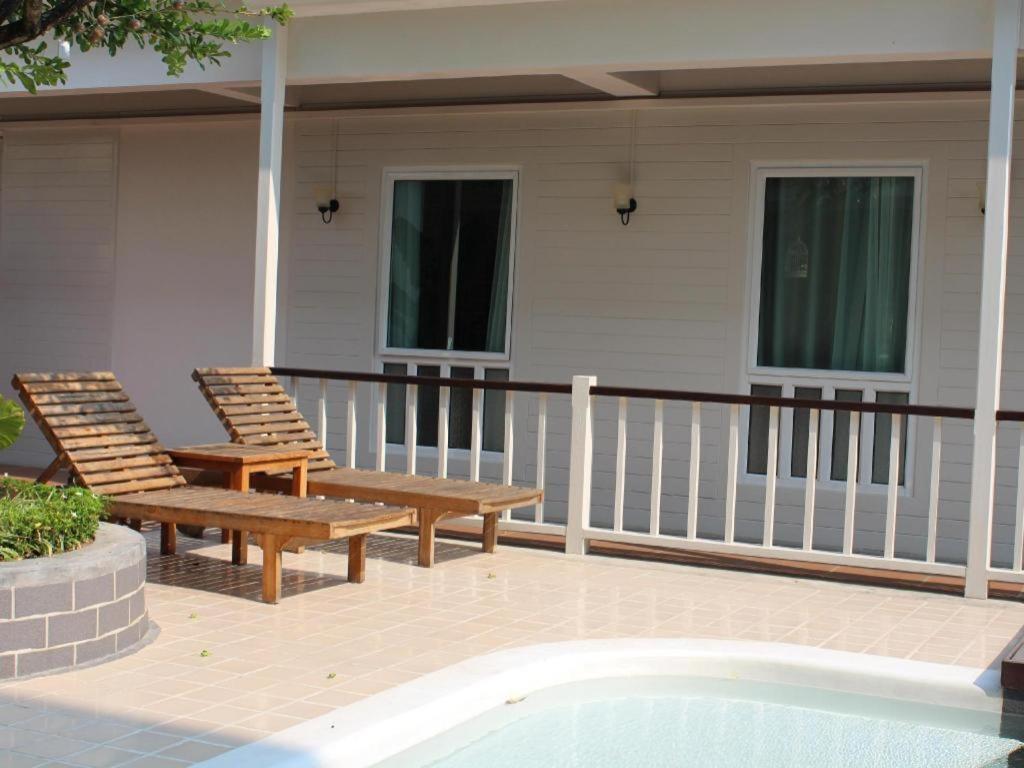 Baan Pimpisa Hotel Bang Sare Exterior photo
